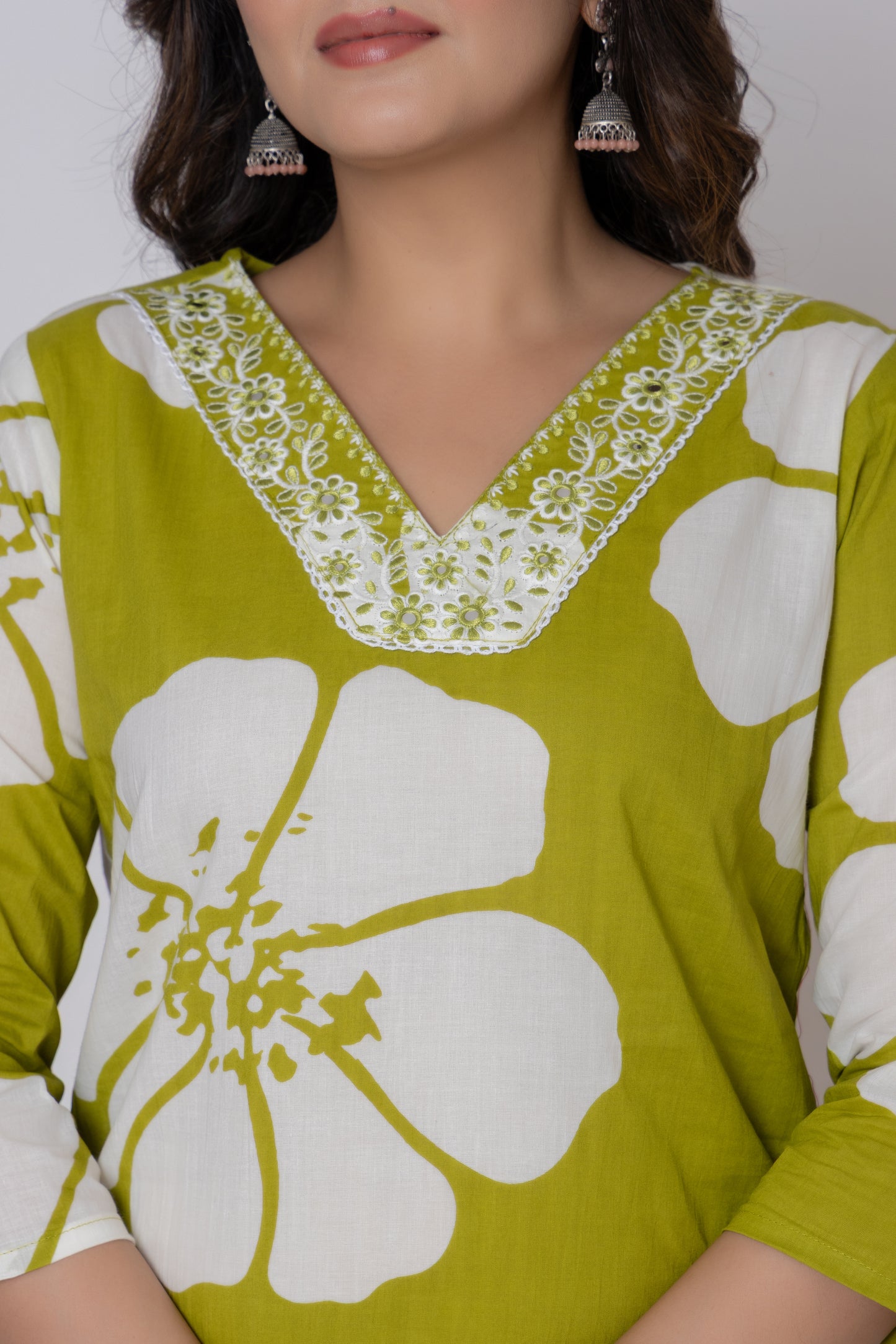 Floral emboridery kurti 3pc set