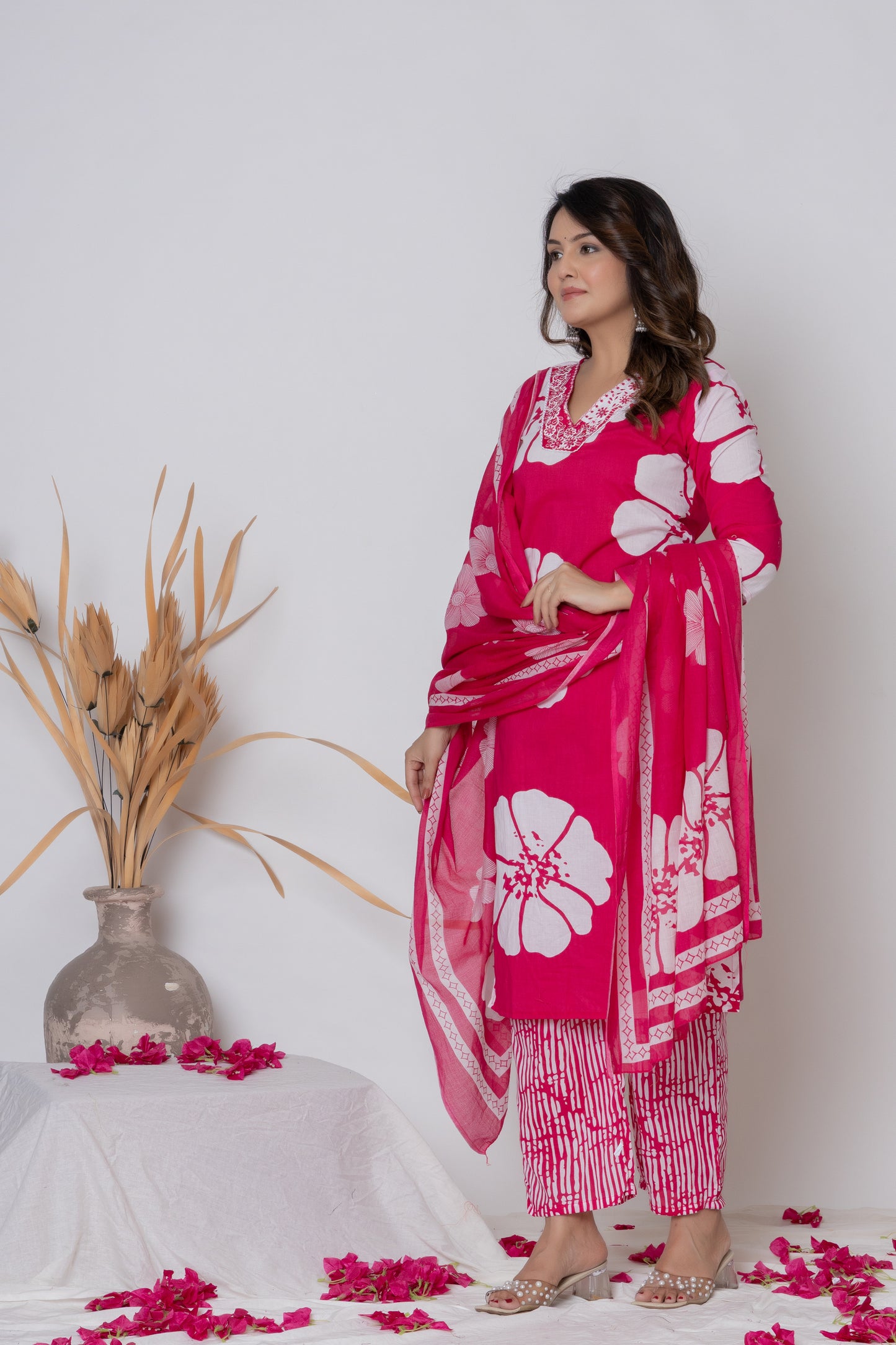 Floral emboridery kurti 3pc set