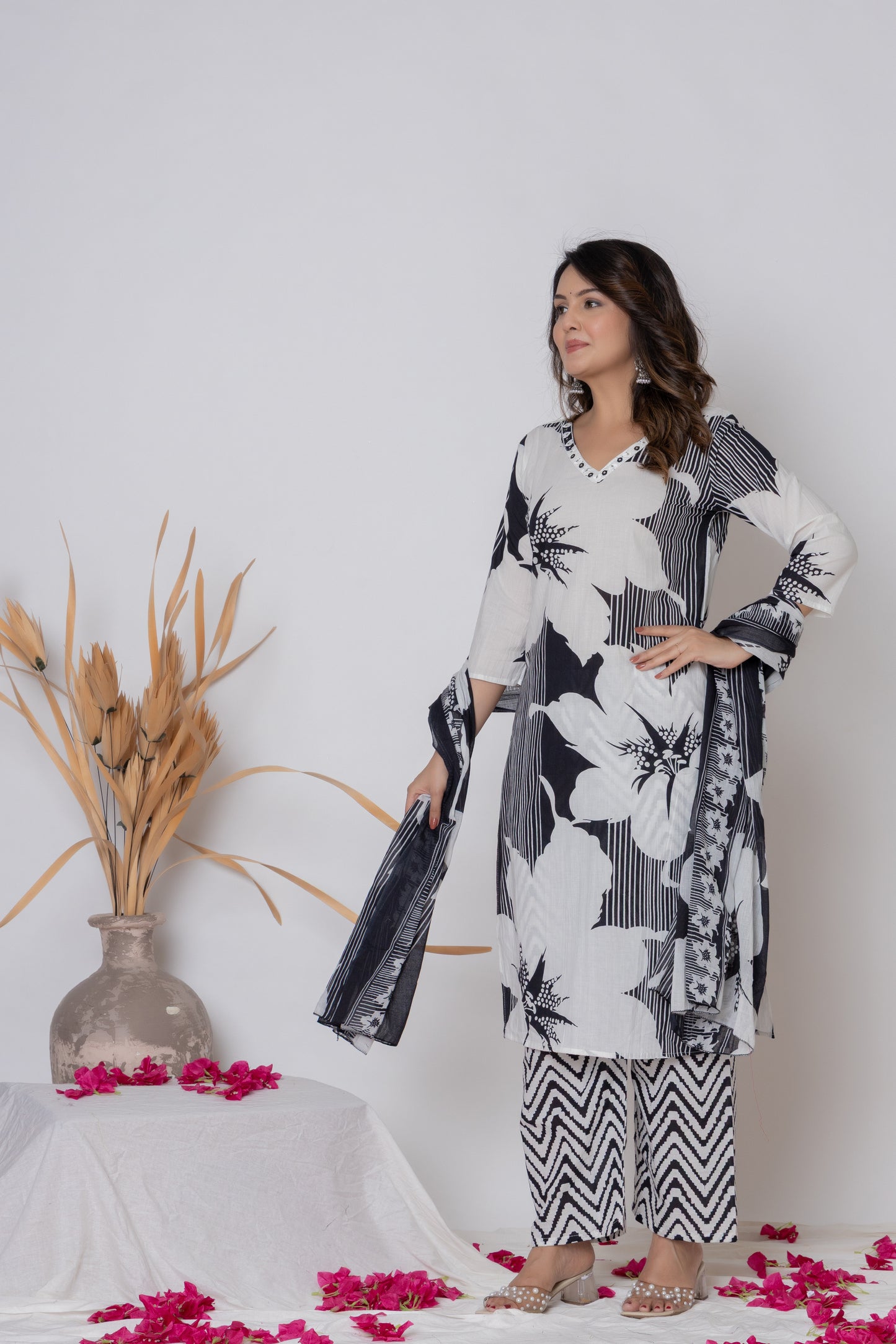 White&black Floral Print cotton Kurti 3Pc Set