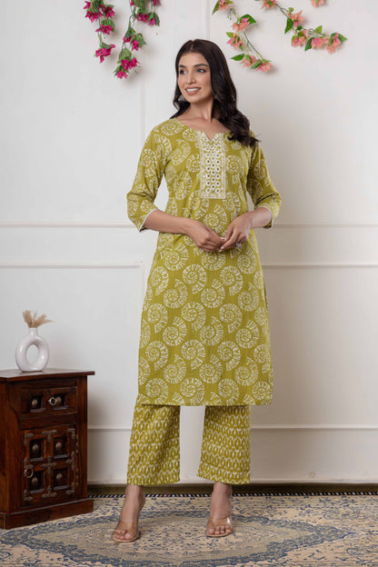 Noor Aura Mandala Printed Cotton Kurta Set