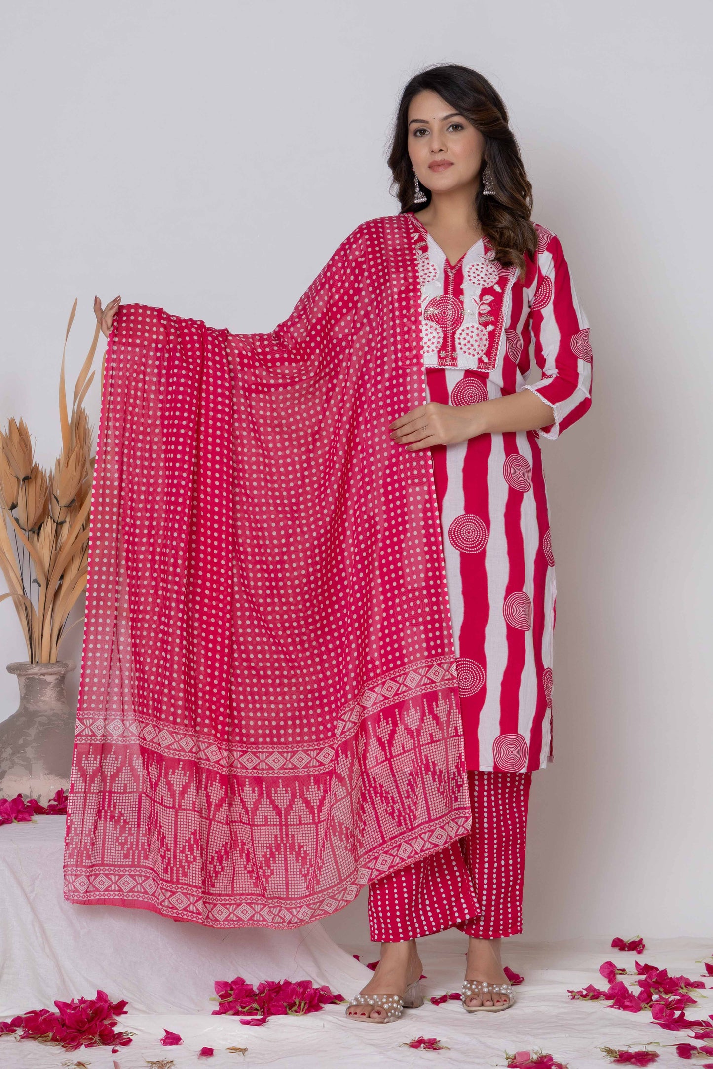 Noor Aura Bandhani Stripe Printed Cotton Kurta Set
