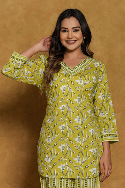Noor Aura Verdant Rhythm Printed Co-Ord Set