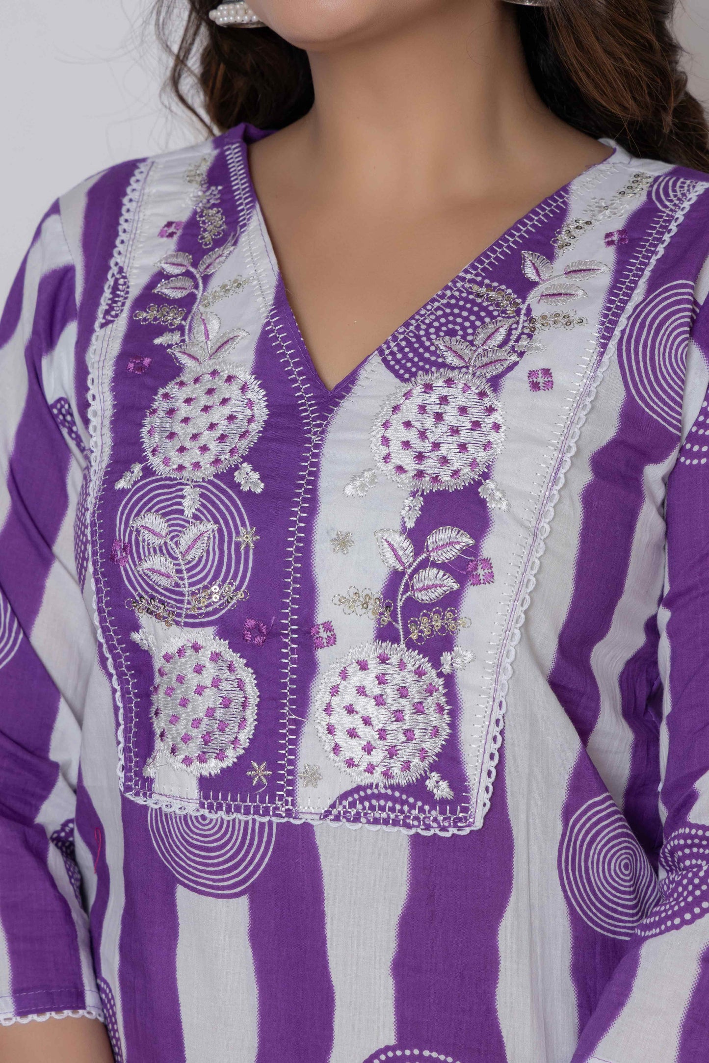 Noor Aura Bandhani Stripe Printed Cotton Kurta Set
