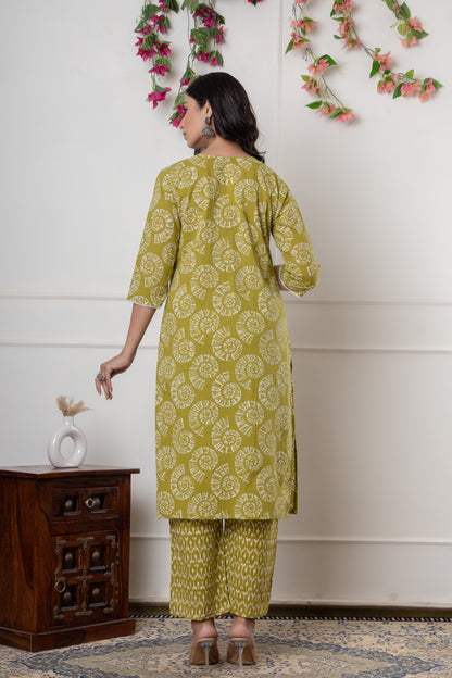 Purple/yellowish green color with Embrodiery work cotton Kurti 3Pc Set