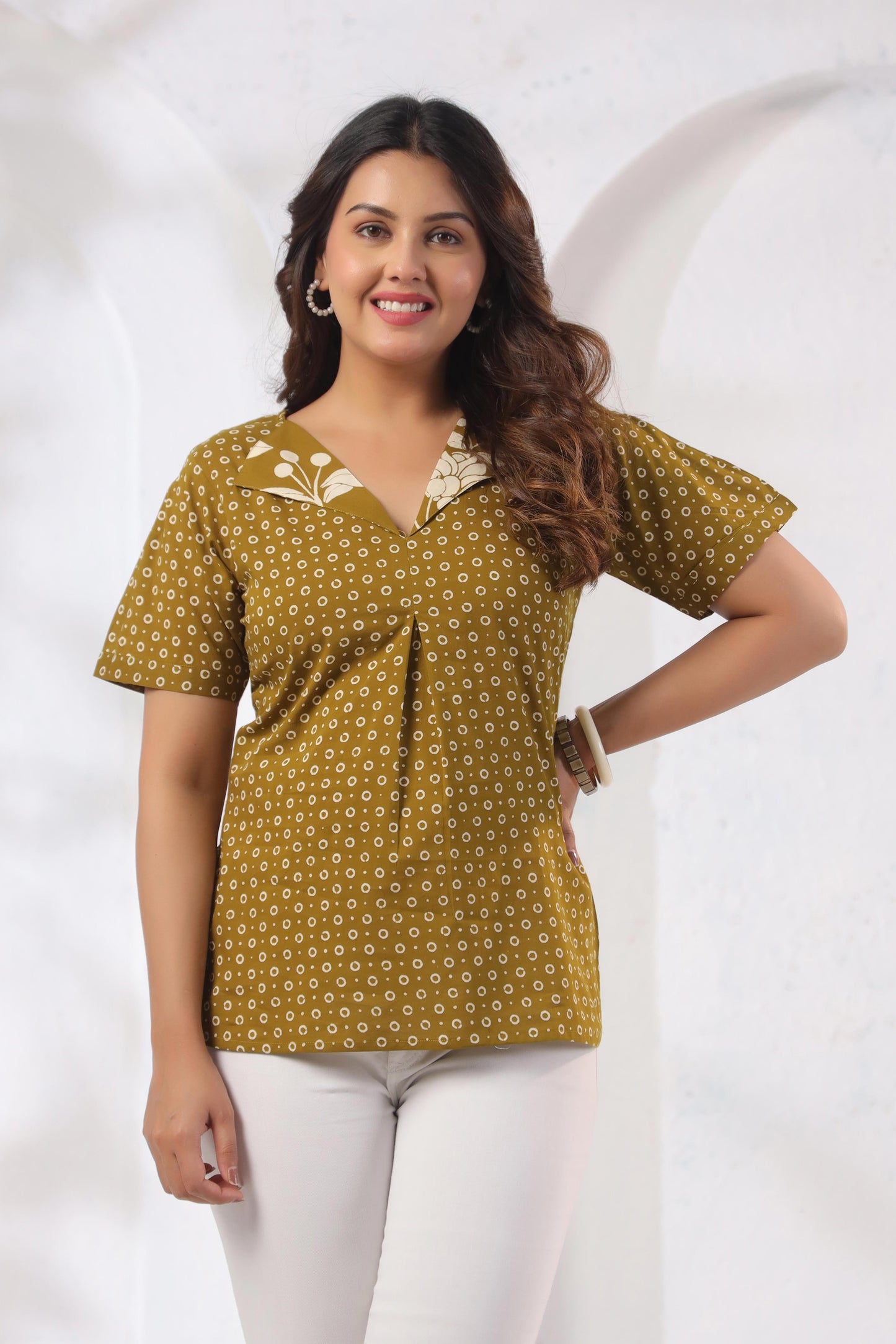 Noor Aura Noor Aura Amber Dot Printed 100% Cotton Top in amber brown with V-neck and half sleeves