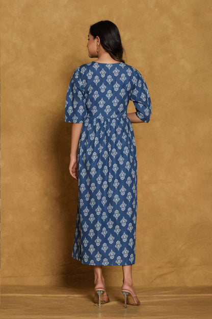 Everyday Wear
Cotton
one piece for Women
abstract print
blue
white
daily wear
casual wear
party wear